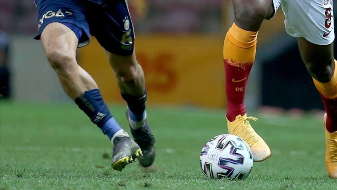 Fenerbahçe Kaptanlarından Derbi Maçı Değerlendirmesi: “Hayal Kırıklığı Yaşıyoruz”
