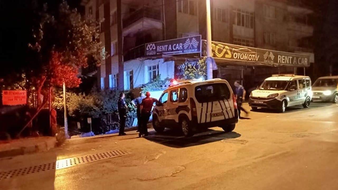İzmir’de Üzücü Olay: 45 Yaşındaki Kadın Evinde Ölü Bulundu