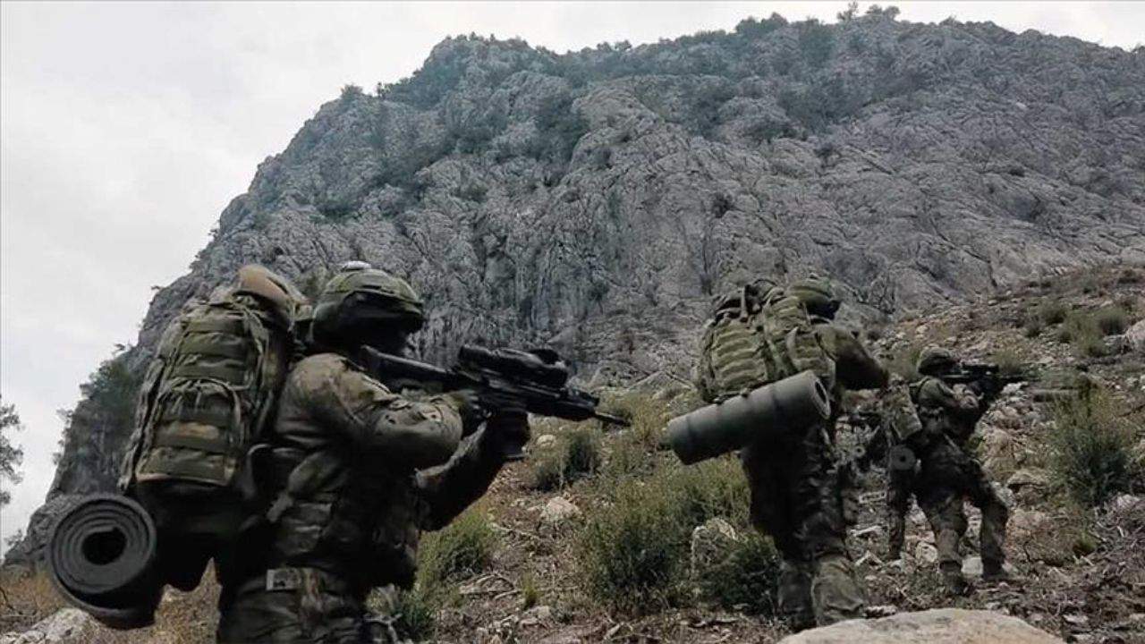 Son Dakika: Terörle Mücadelede Büyük Başarı! 22 PKK/YPG’li Terörist Etkisiz Hale Getirildi