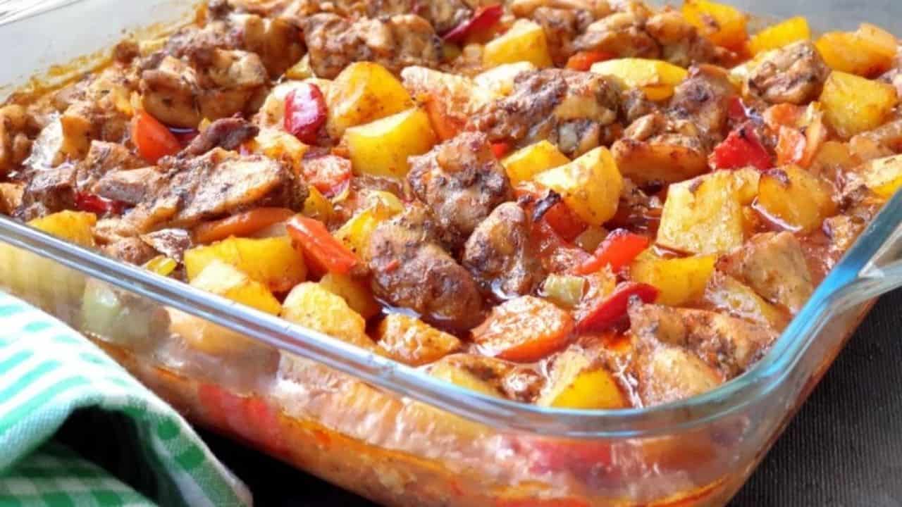 Fırında Sebzeli Tavuk Yemeği Yapılışı