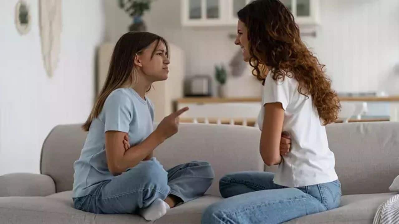 Küfür Etmek ve Saygı Arasındaki İnce Çizgi