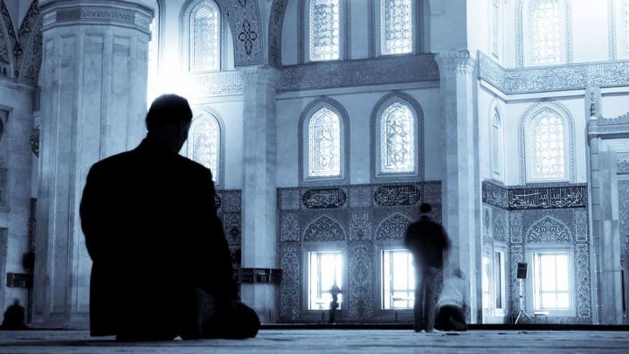 Namazın İnsana Verdiği Güven ve Emniyet