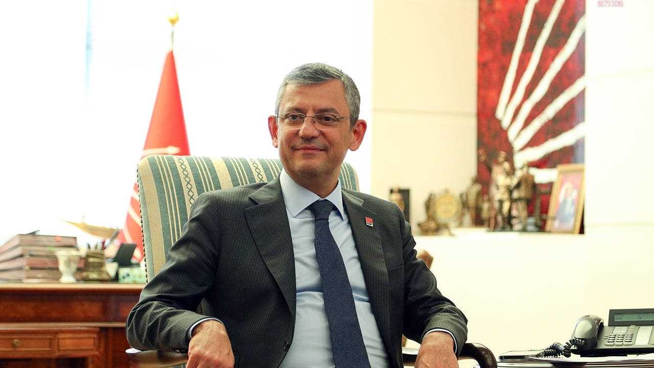 Özgür Özel’in Yerel Seçim Vurgulu Yeni Yıl Mesajı
