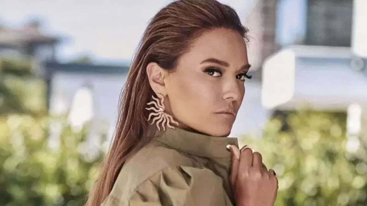 Demet Akalın’dan Dua İsteği: Sağlık Sorunlarıyla Sarsıldı