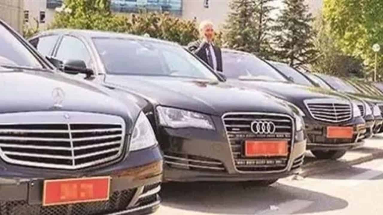 “Eski ve yeni bakan arasında makam aracı krizi çıktığı” iddiası yalanlandı