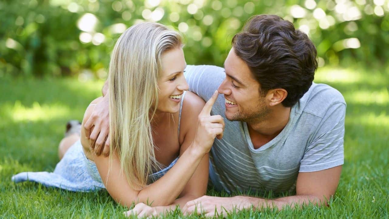 İlişkiniz Sağlıklı Olabilir Ama… Ayrılmanız Gerektiğini Gösteren İşaretler