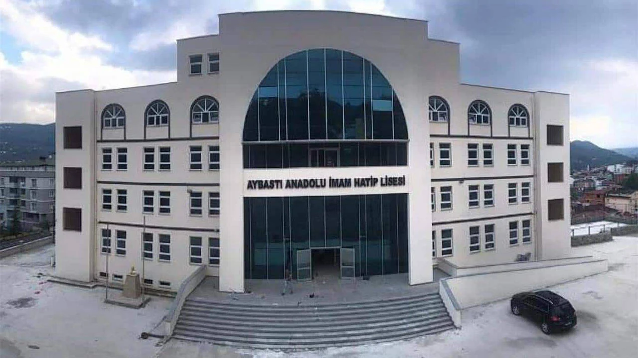 Aybastı İmam Hatipte 16 Çocuğa İstismar, Müdür Yardımcısı Tutuklandı!