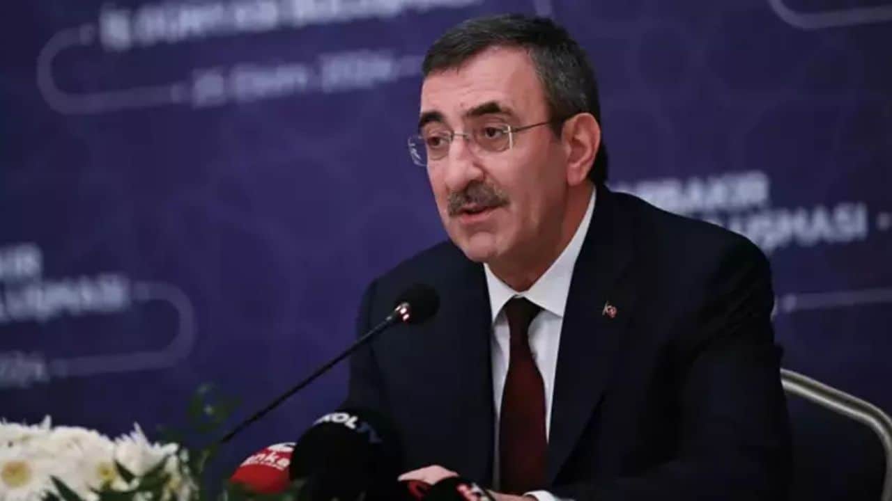 Cumhurbaşkanı Yardımcısı Cevdet Yılmaz: Türkiye Ekonomisi 160 Milyar Dolara Yaklaşan Rezervlerle Güçleniyor
