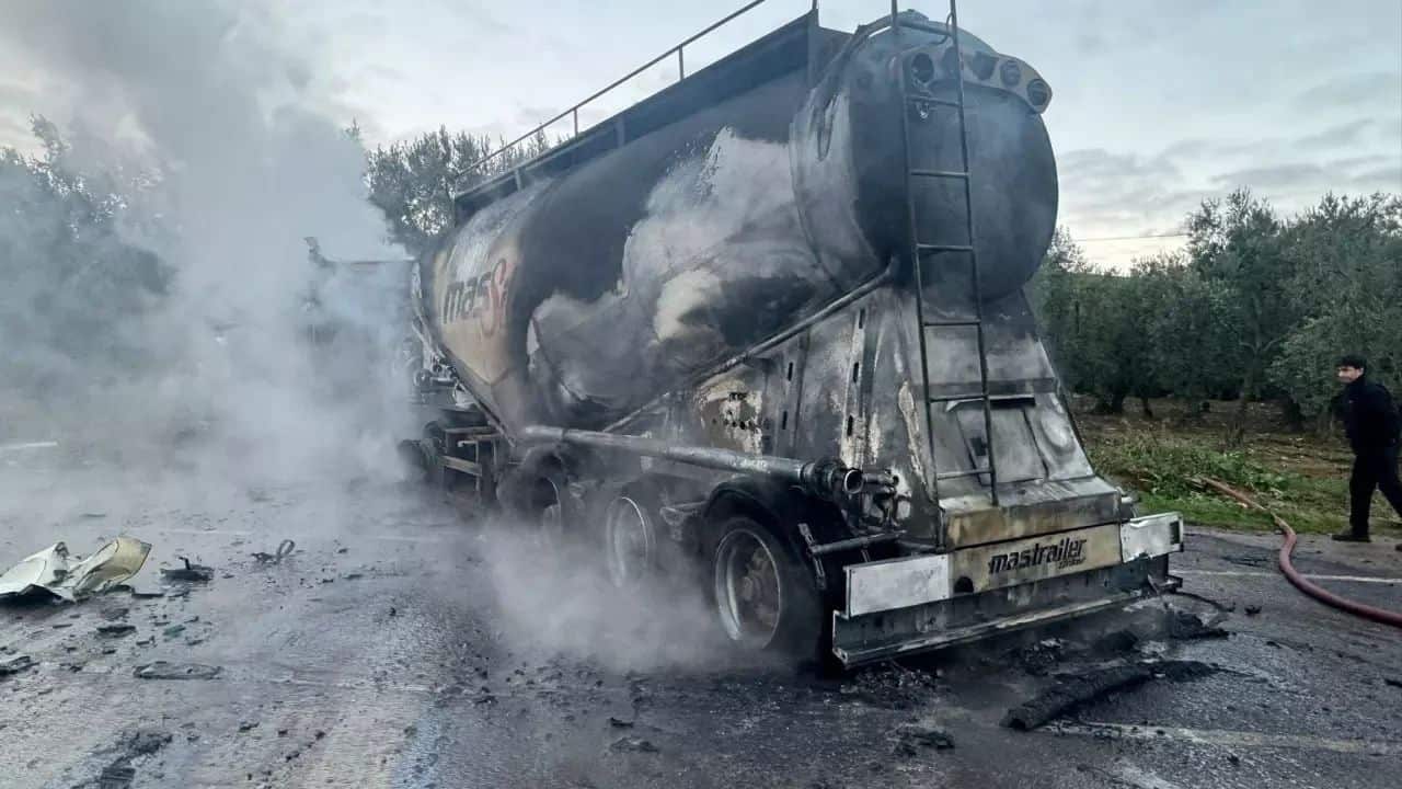 Bursa İznik’teki Tanker Kazasında Bir Kişi Hayatını Kaybetti, Diğer Kişi Ağır Yaralandı: Kaza Nasıl Gerçekleşti?