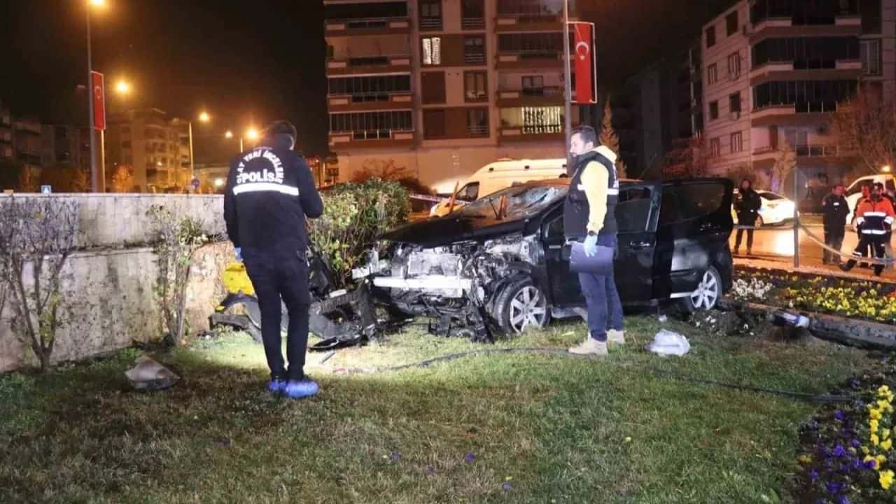 Denizli’de Feci Kaza: 1 Ölü, 1 Ağır Yaralı