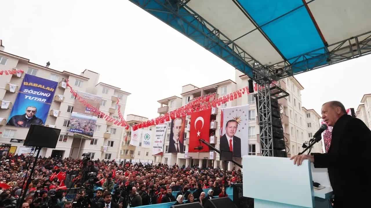 Erdoğan’dan Özgür Özel’e Para Kulesi Yanıtı: Gerçekten Ne Anlama Geliyor?