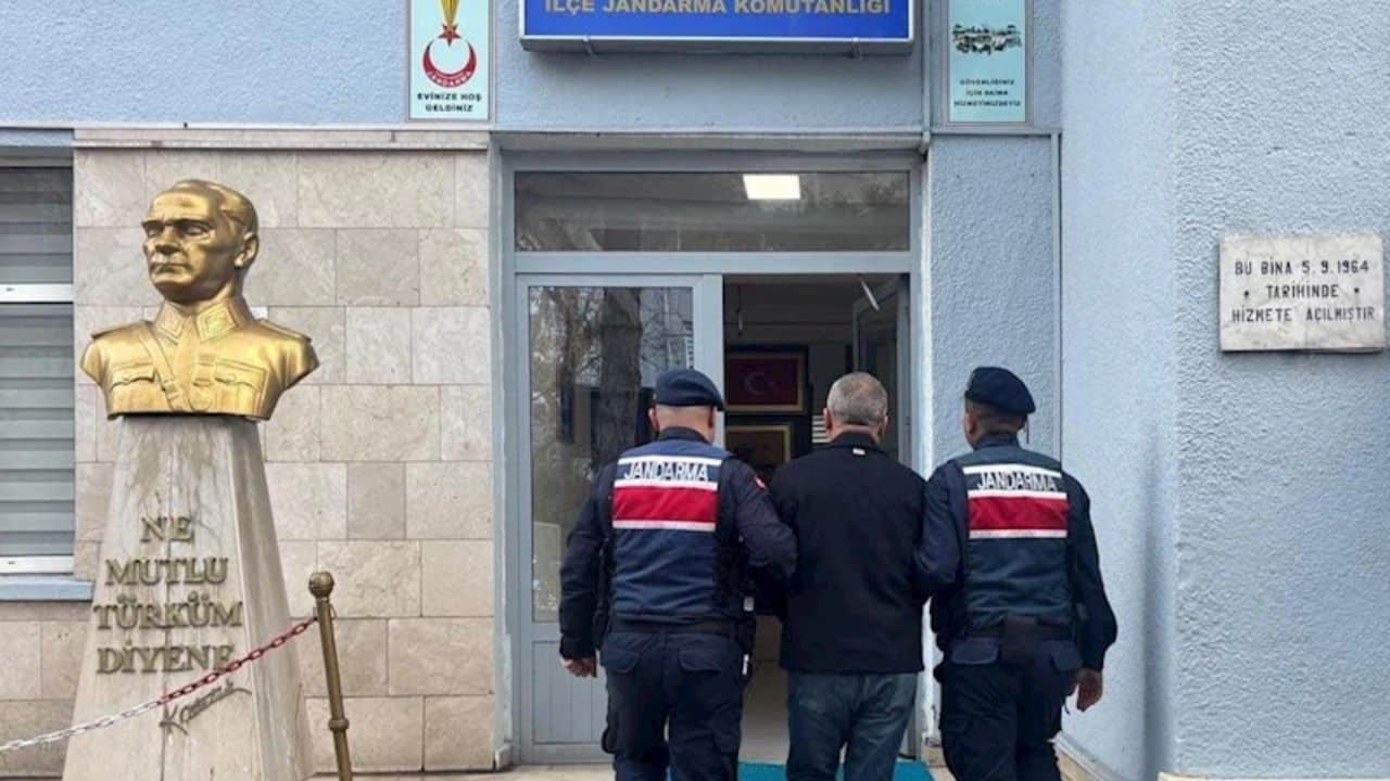 Kayseri’de FETÖ’den Hakkında Kesinleşmiş Cezası Bulunan İhraç Polis Yakalandı