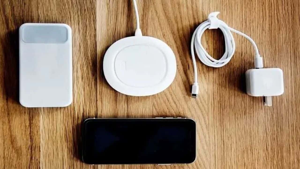 Telefon Aksesuarları: Hangi Aksesuarlar Telefon Kullanımınızı Kolaylaştırır?