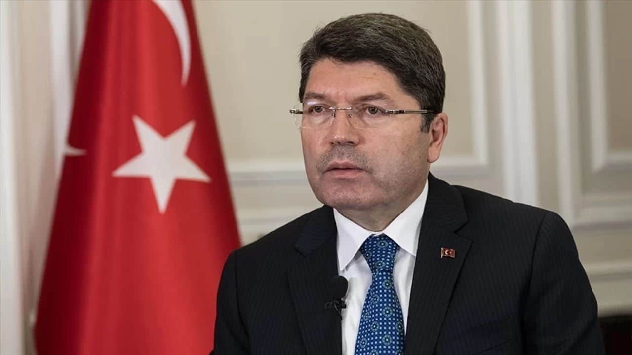 Adalet Bakanı Yılmaz Tunç: Terörü Silahlarıyla Beraber Tarihe Gömeceğiz