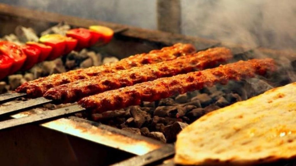 bakanlık yeni listeyi yayımladı kebap, etli ekmek ve sucuğa dikkat! sağlığımız tehlikede mi