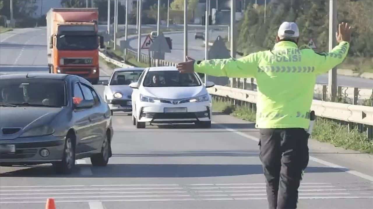 Bir Haftada 474 Bin 456 Sürücüye Trafik İşlemi Yapıldı