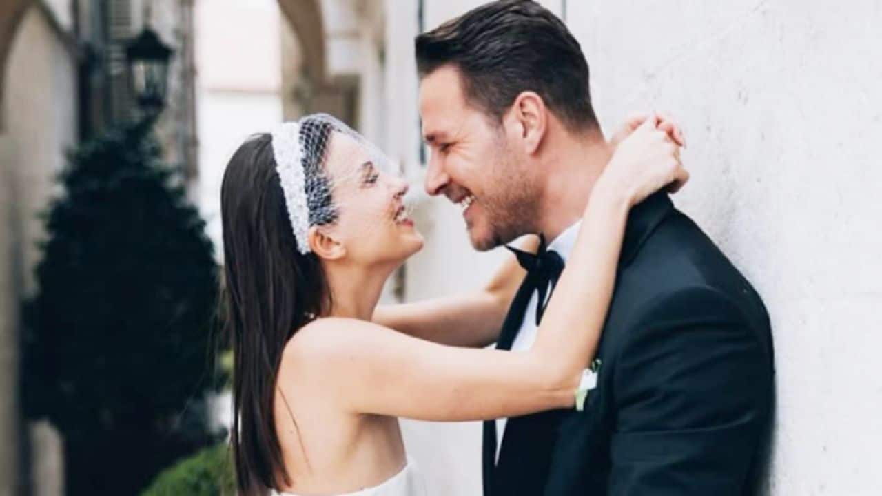 Burak Çelik ve Ece Çelik’ten Mutlu Açıklamalar: “Yaza Kadar Bekleyemedik”