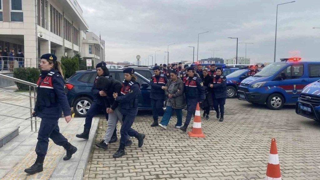 Çanakkale’de uyuşturucu operasyonu 10 kişi tutuklandı