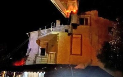 Çeşme’de Yıldırım Düşmesi: Evde Ciddi Hasar Oluştu