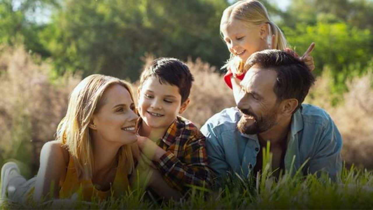 Çocuk Sahibi Olmayanlardan Vergi Alınmalı mı? Türkiye’deki Doğurganlık Sorunu ve Çözüm Önerileri