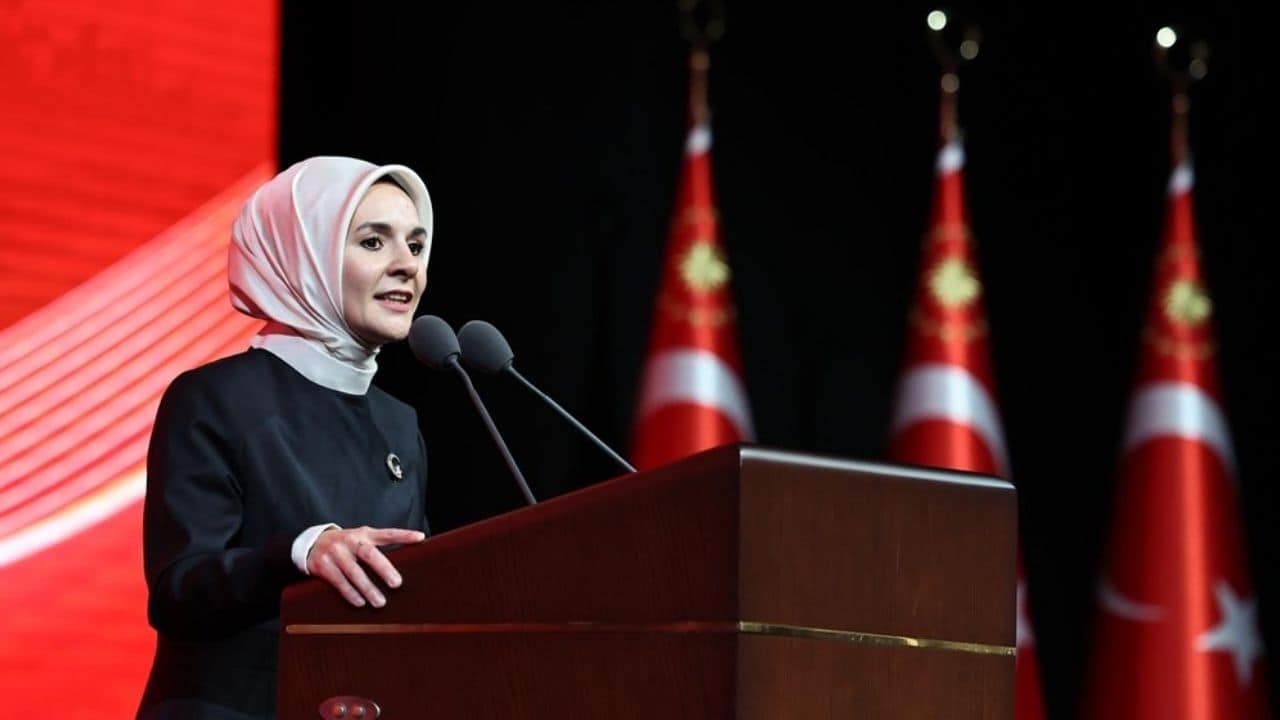 Cumhurbaşkanı Erdoğan 2025’i Aile Yılı İlan Etti, Bakan Göktaş’tan Anlamlı Paylaşım