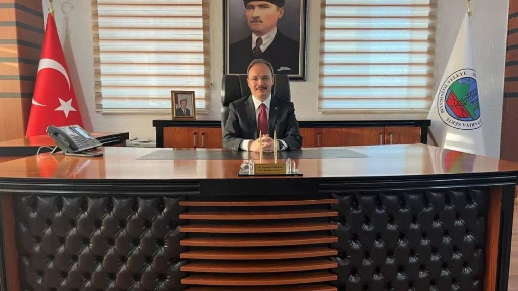  cumhurbaşkanı erdoğan'ın kameralar Önünde azarladığı vali, siirt belediye kayyumluğuna atandı