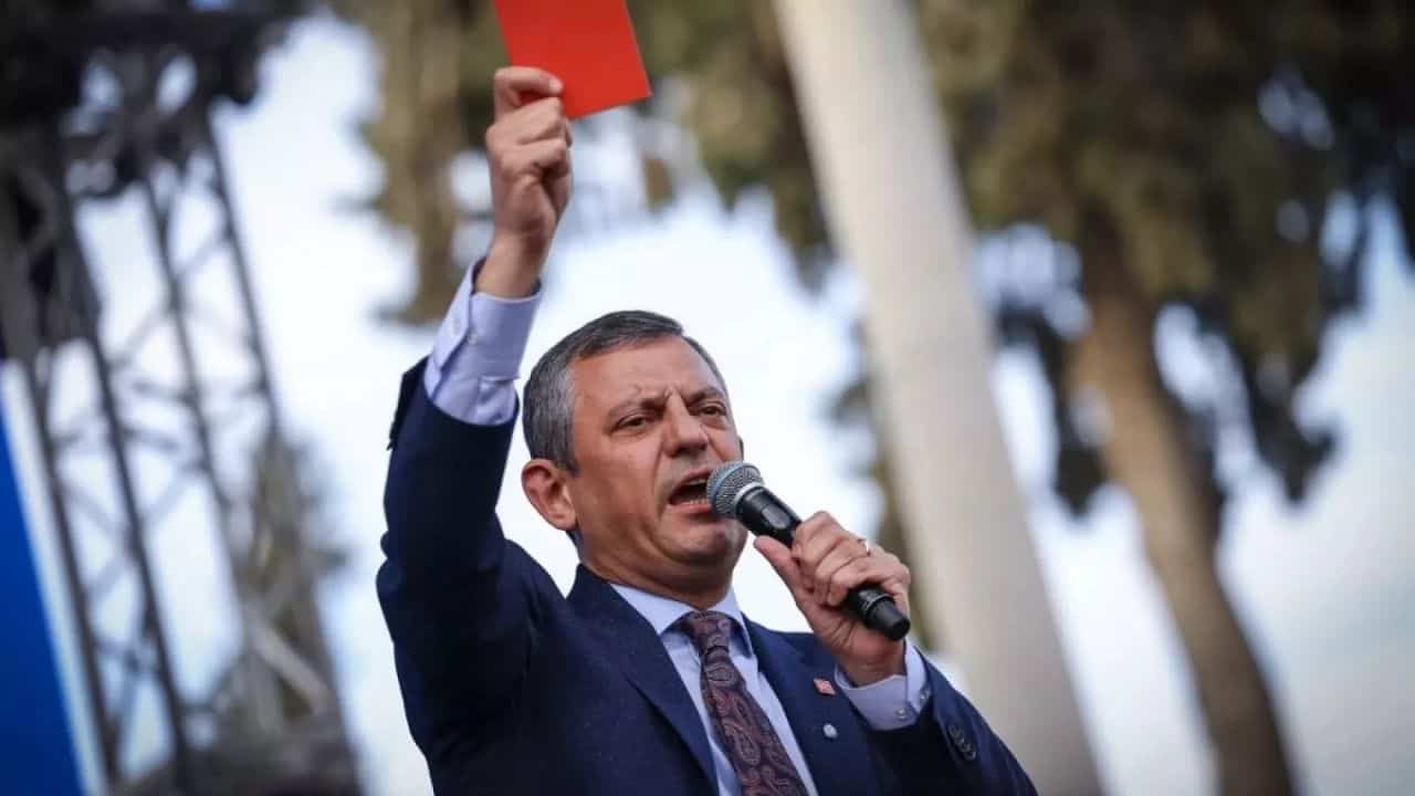 Erdoğan, Özgür Özel’in ‘Savaş İlanı’ Açıklamalarına Sert Yanıt Verdi: ‘Bu Görevi Bırak, Birileri Alacak