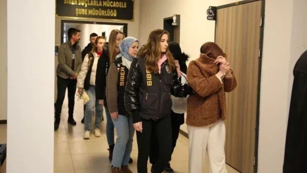  evcil hayvan sahiplendirme dolandırıcılığı 110 milyon tl’lik vurgun yapan Şebeke Çökertildi