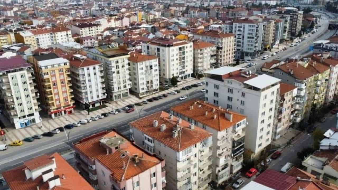 Fahiş Fiyat Artışı Yapan Emlak Şirketlerine 101 Milyon TL Ceza Kesildi