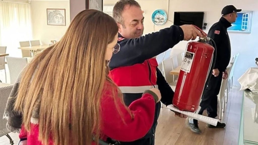 İstanbul'da 39 İlçeye genelge Şartlara uymayan otellerin kapısına kilit vurulacak!