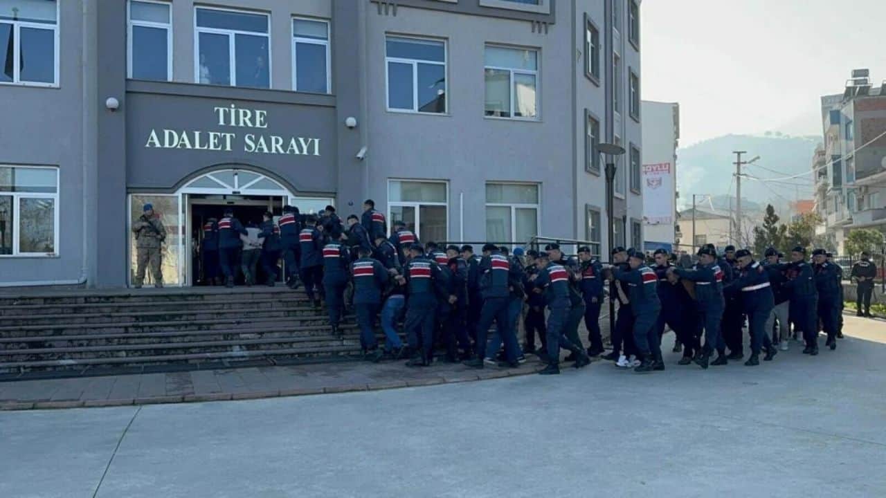 İzmir’de Dev Çete Çökertildi: Kıranlar Çetesi Operasyonu