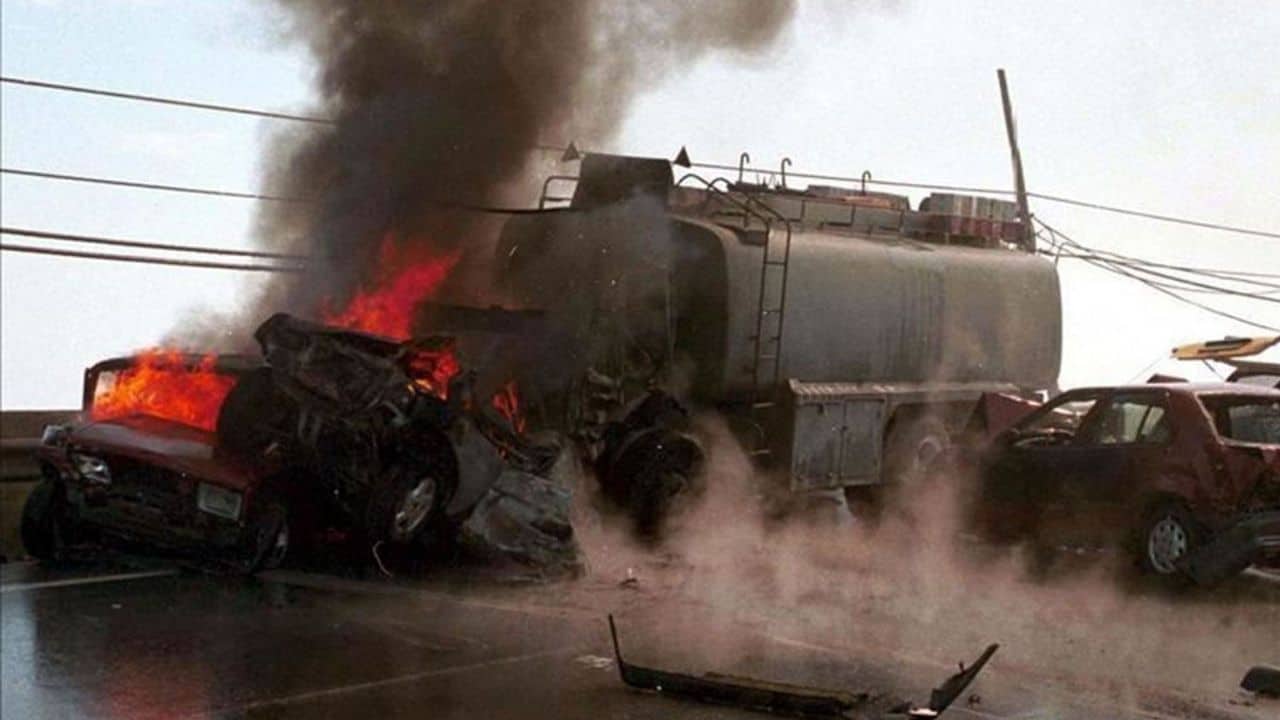 Nijerya’da Yakıt Tankeri Patlamasında En Az 70 Kişi Hayatını Kaybetti