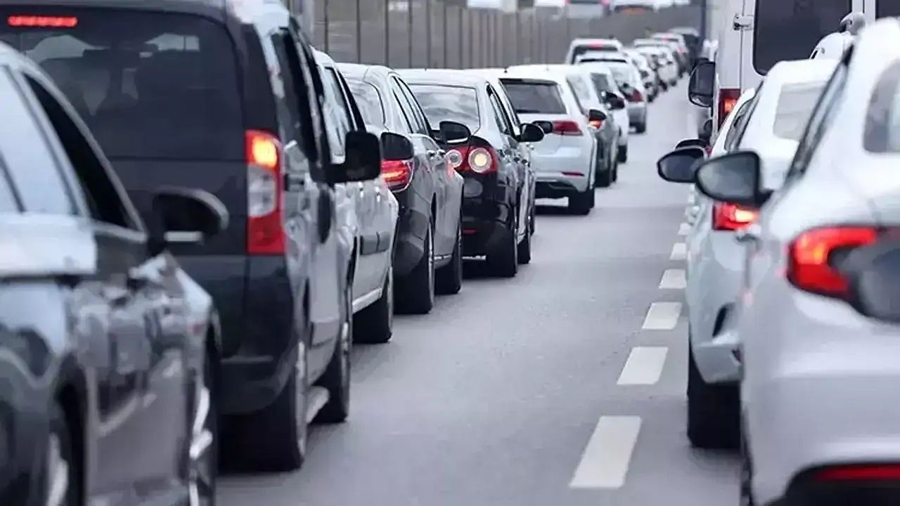 tÜvtÜrk'ten ehliyet sahiplerine Önemli uyarı sis farı kullanımı yasak!
