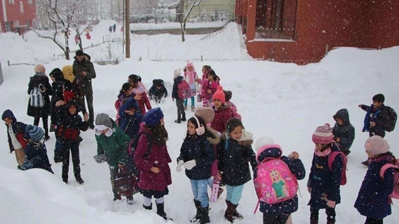 5 İlde Eğitimde Kar Engeli