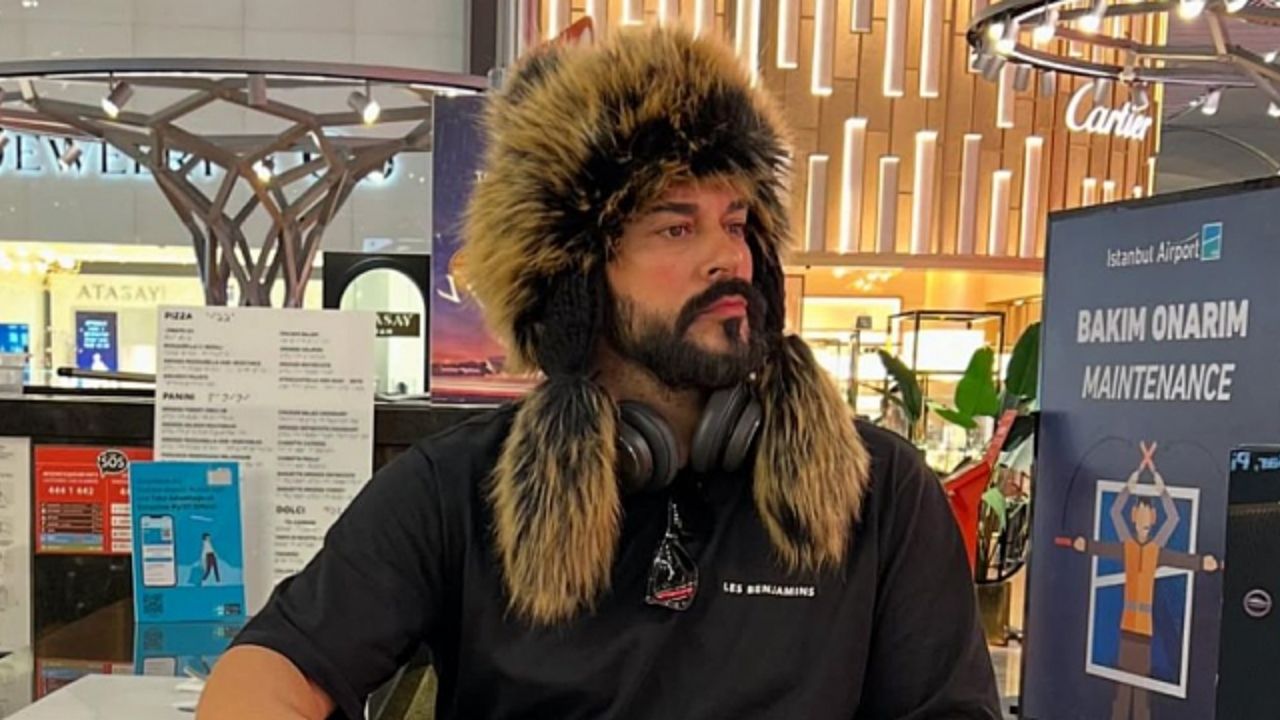 Burak Özçivit'in Rus Stilindeki Paylaşımları Dikkat Çekiyor
