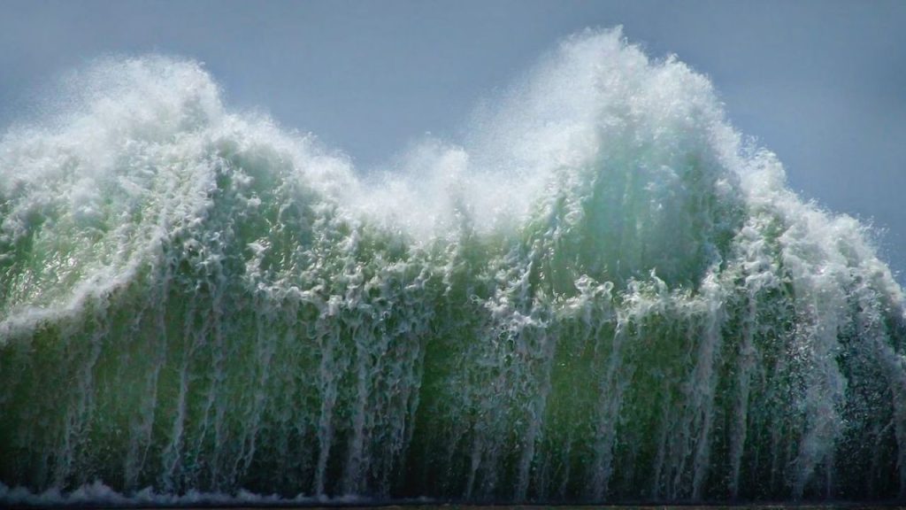 karayipler'de 7.6 büyüklüğünde deprem ve tsunami uyarısı!