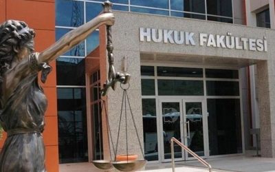 Üniversite Sınavında Hukuk Fakültesi Barajı 100 Bine Çıkarıldı