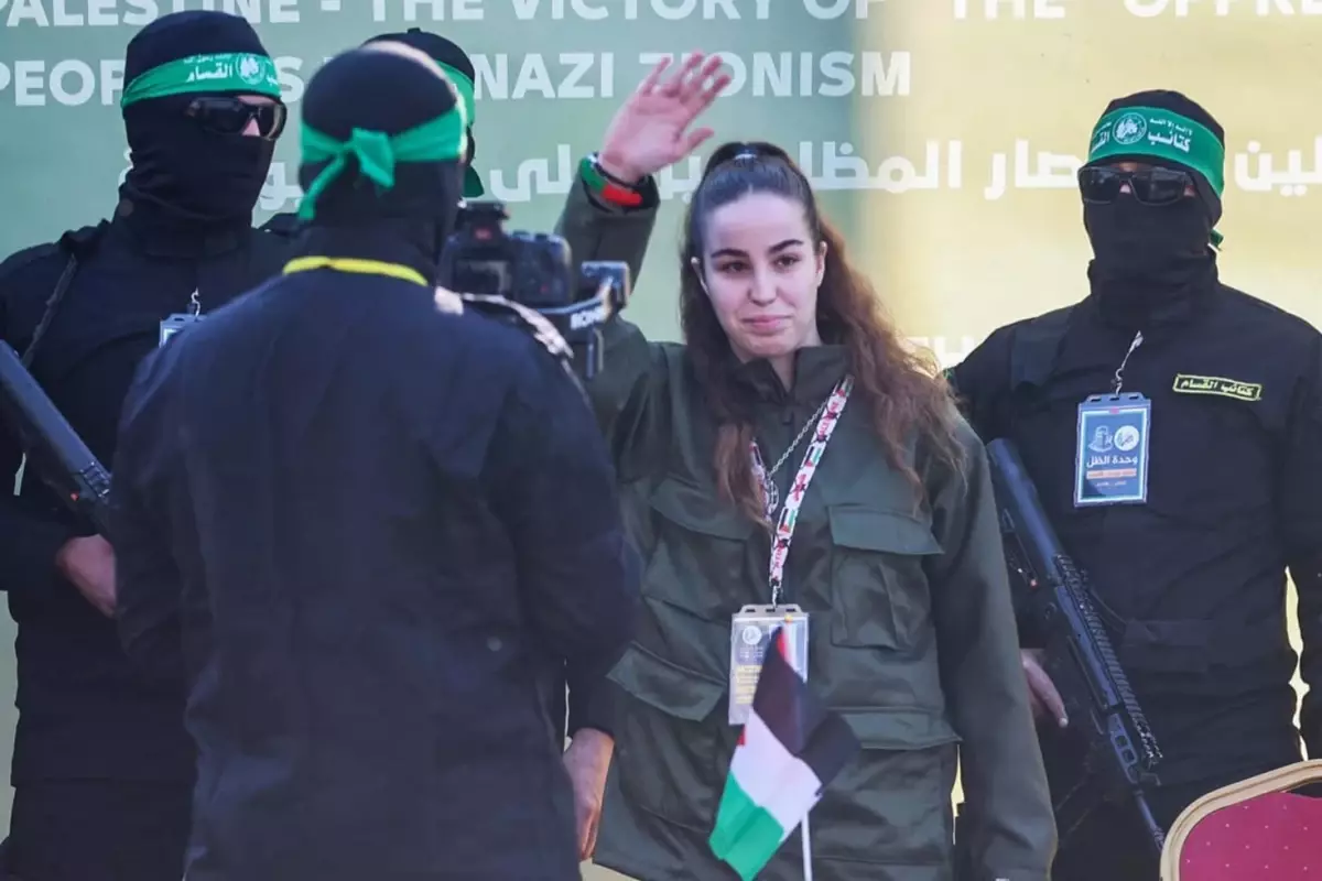 hamas-tan-serbest-biraktigi-israilli-esiri-18394580_341_amp.jpg