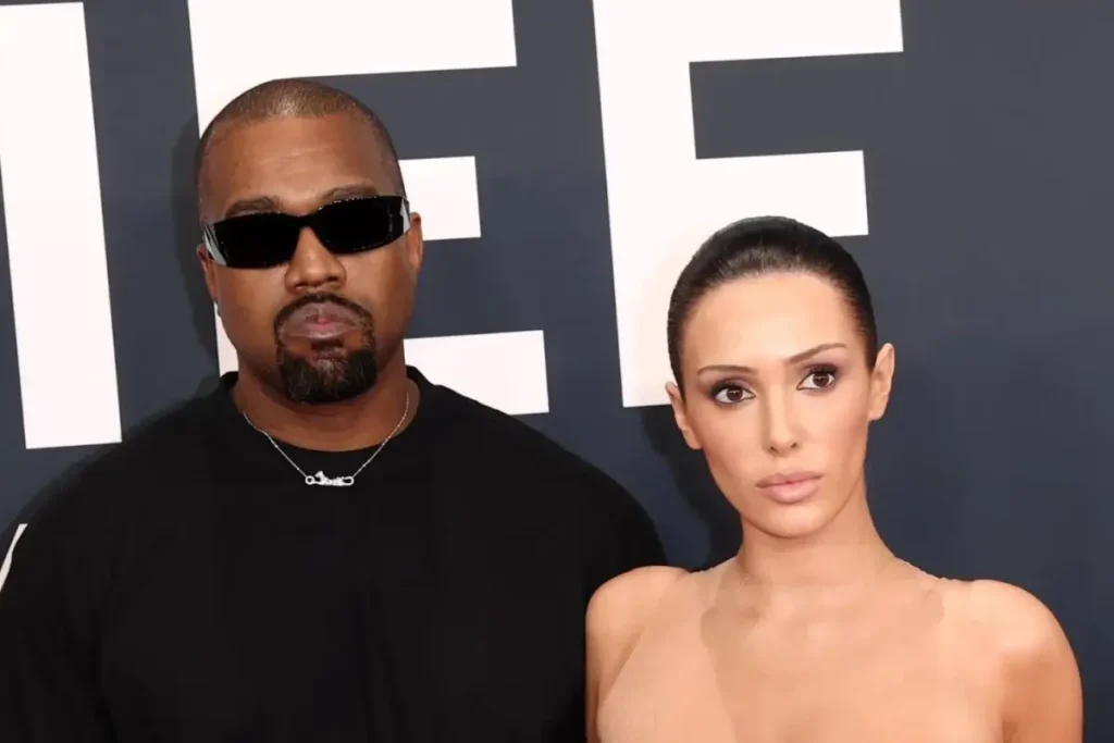 kanye west otizm teshisi aldigini duyurdu 18343930 4670 amp.jpg