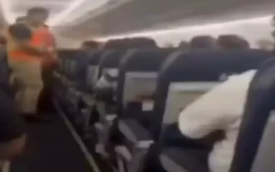 Uçakta Silah Çeken Yolcu Panik Yarattı: Tehditler Havada Uçuştu
