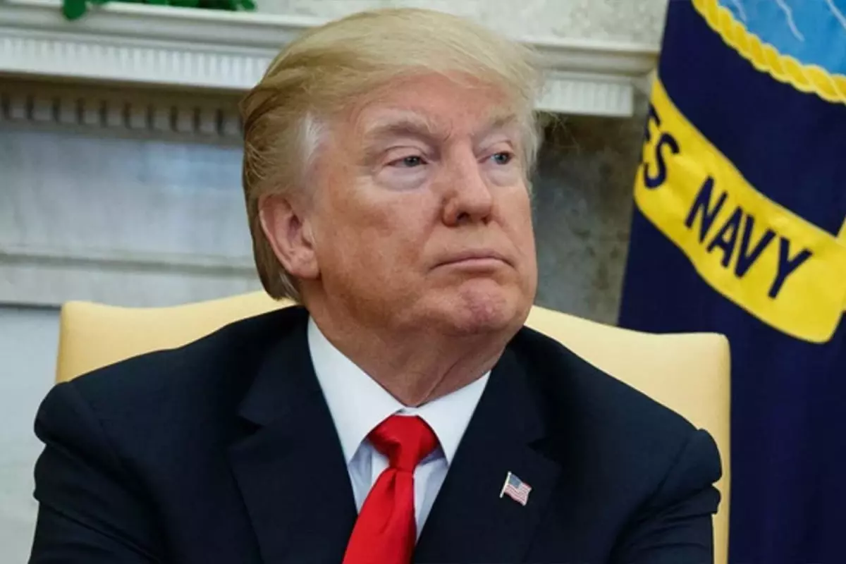 zelenskiy-icin-diktator-diyen-trump-geri-adim-18415047_5963_amp.jpg