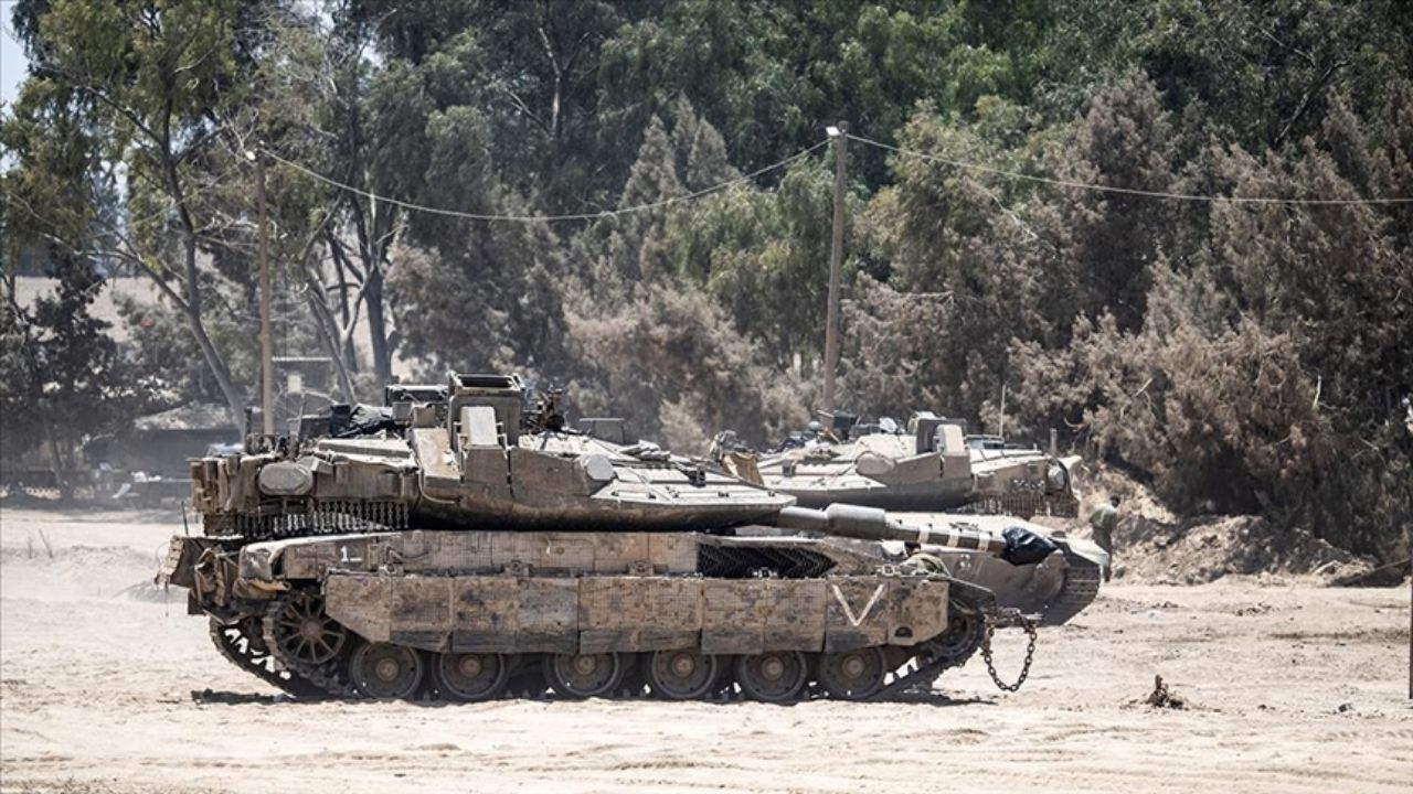 İsrail Ordusu Batı Şeria'da Tanklarla Operasyon Gerçekleştirdi