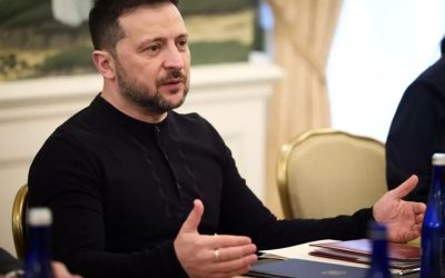 Ukrayna’da Zelenski’nin Azledilmesi İsteniyor