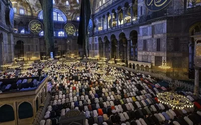 Diyanet’ten bayram namazı saatleri açıklandı!