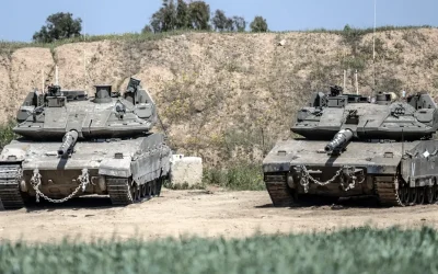 Gazze sınırındaki İsrail hareketliliği kamerada