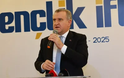 Bakan Bak, Sultanbeyli’de 5 Bin Gencin İftarında Müjdeleri Açıkladı