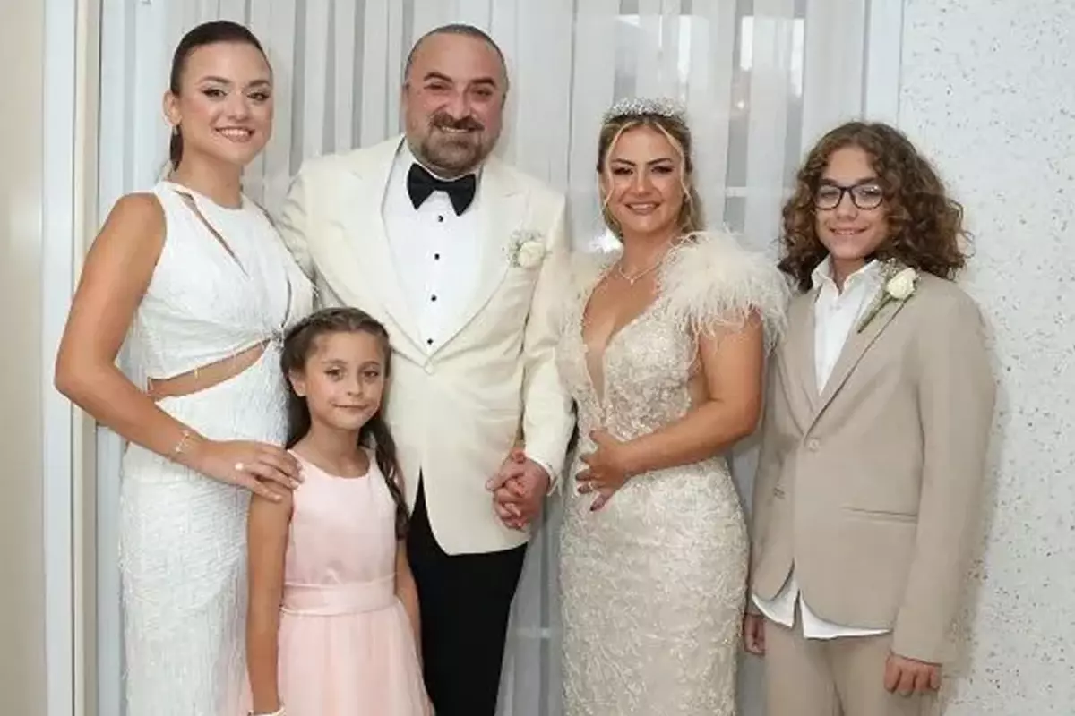 volkan-konak-in-bilinmeyen-hayat-hikayesi-maddi-18486458_581_amp.jpg