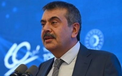 Bakan Yusuf Tekin: Özgür Özel karakterini kaybetti