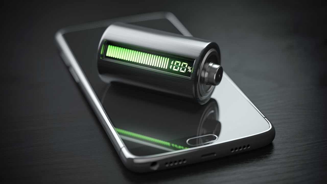 Şarjı En Uzun Giden Telefonlar – Pil Ömrü Canavarı Modeller