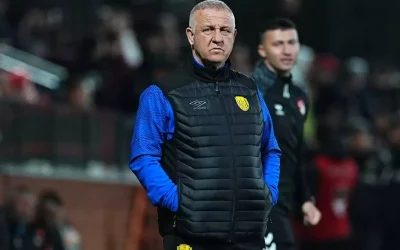 Ankaragücü Teknik Patronu Bakkal, futbolculara sallayarak istifa etti